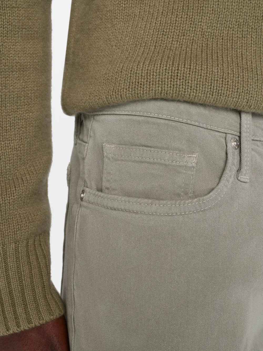 L'Homme Slim Brushed Twill -- Grey Green