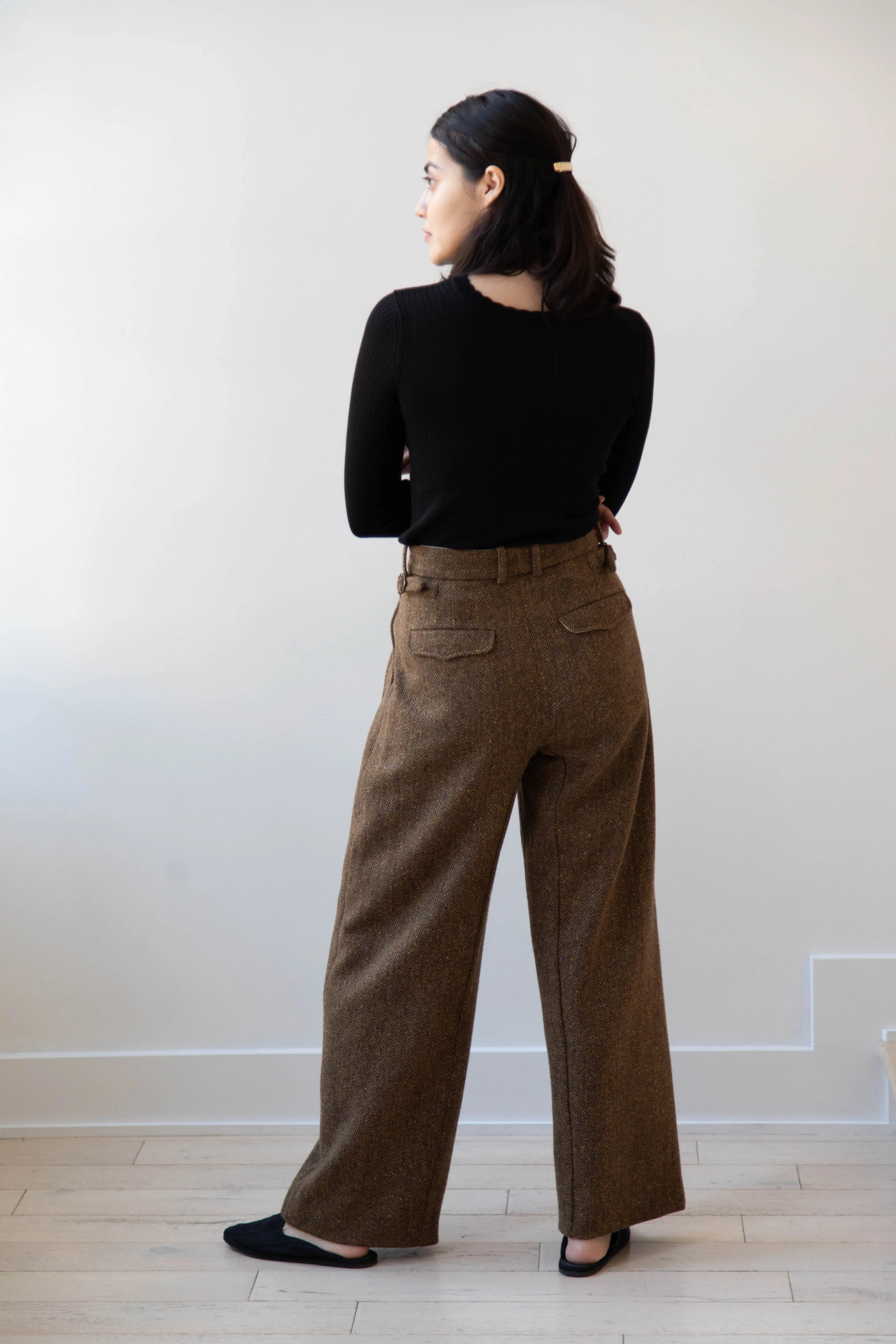 Seventyfive | Pleated Trouser in Donegal Herringbone