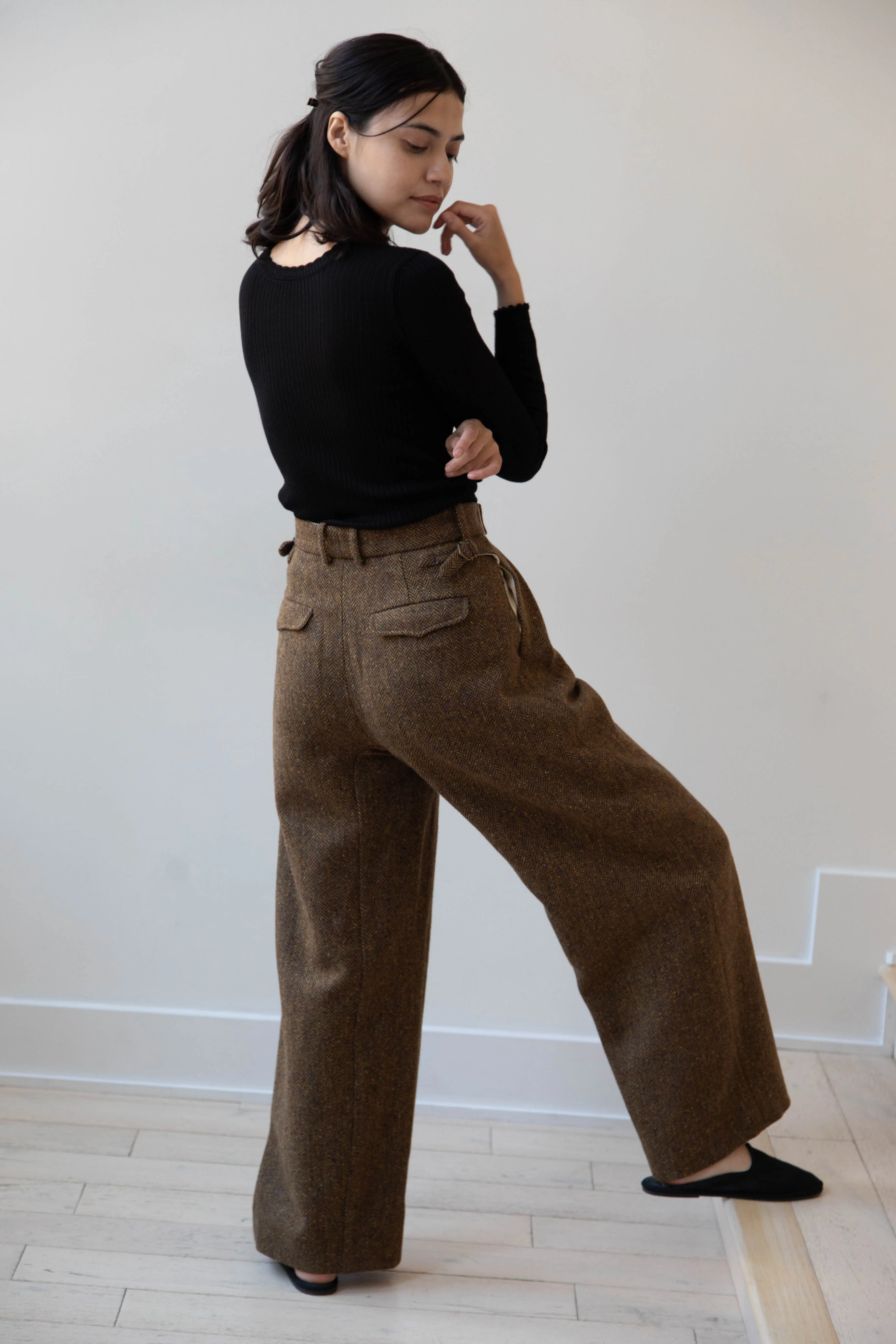 Seventyfive | Pleated Trouser in Donegal Herringbone