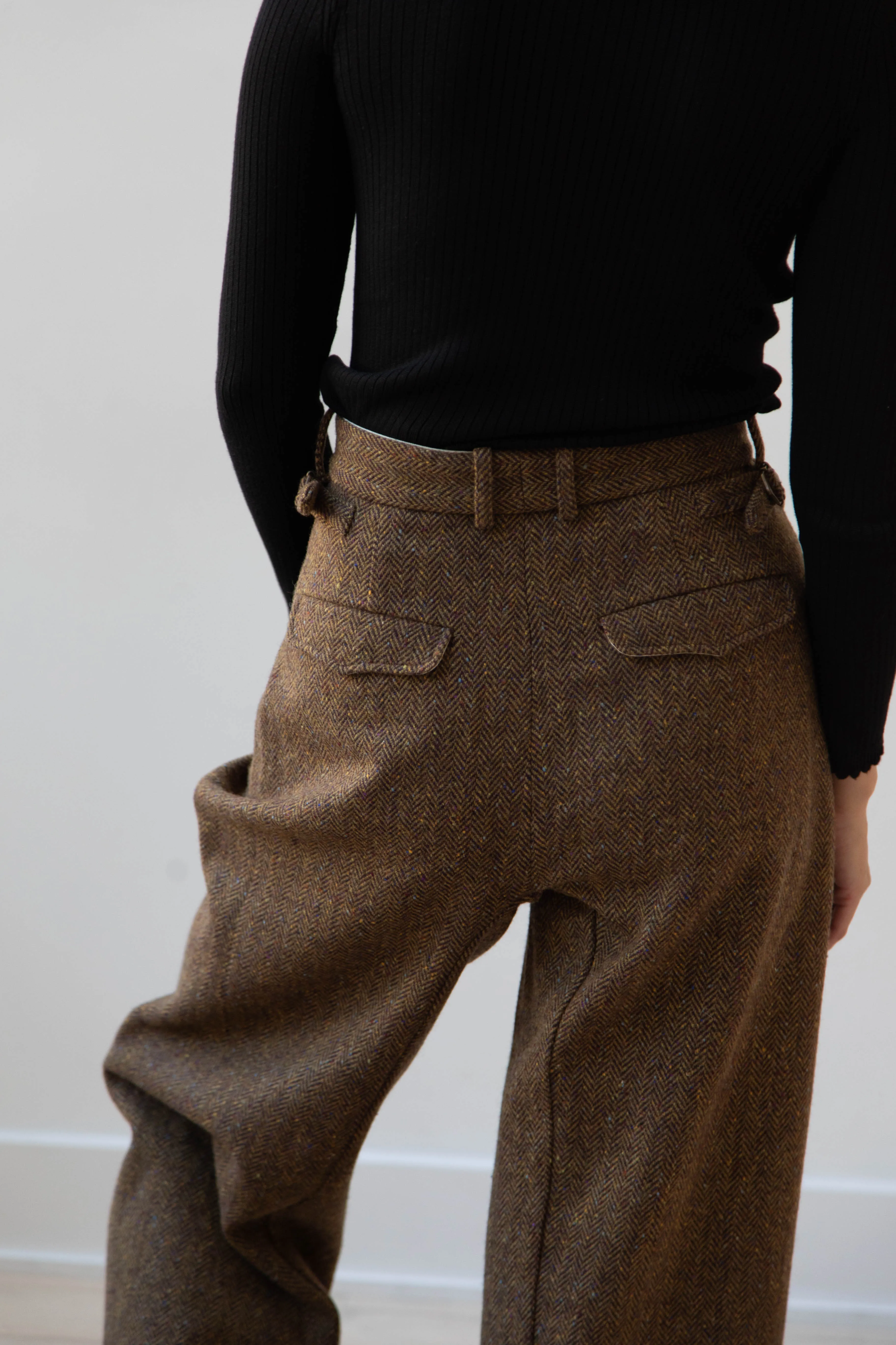 Seventyfive | Pleated Trouser in Donegal Herringbone