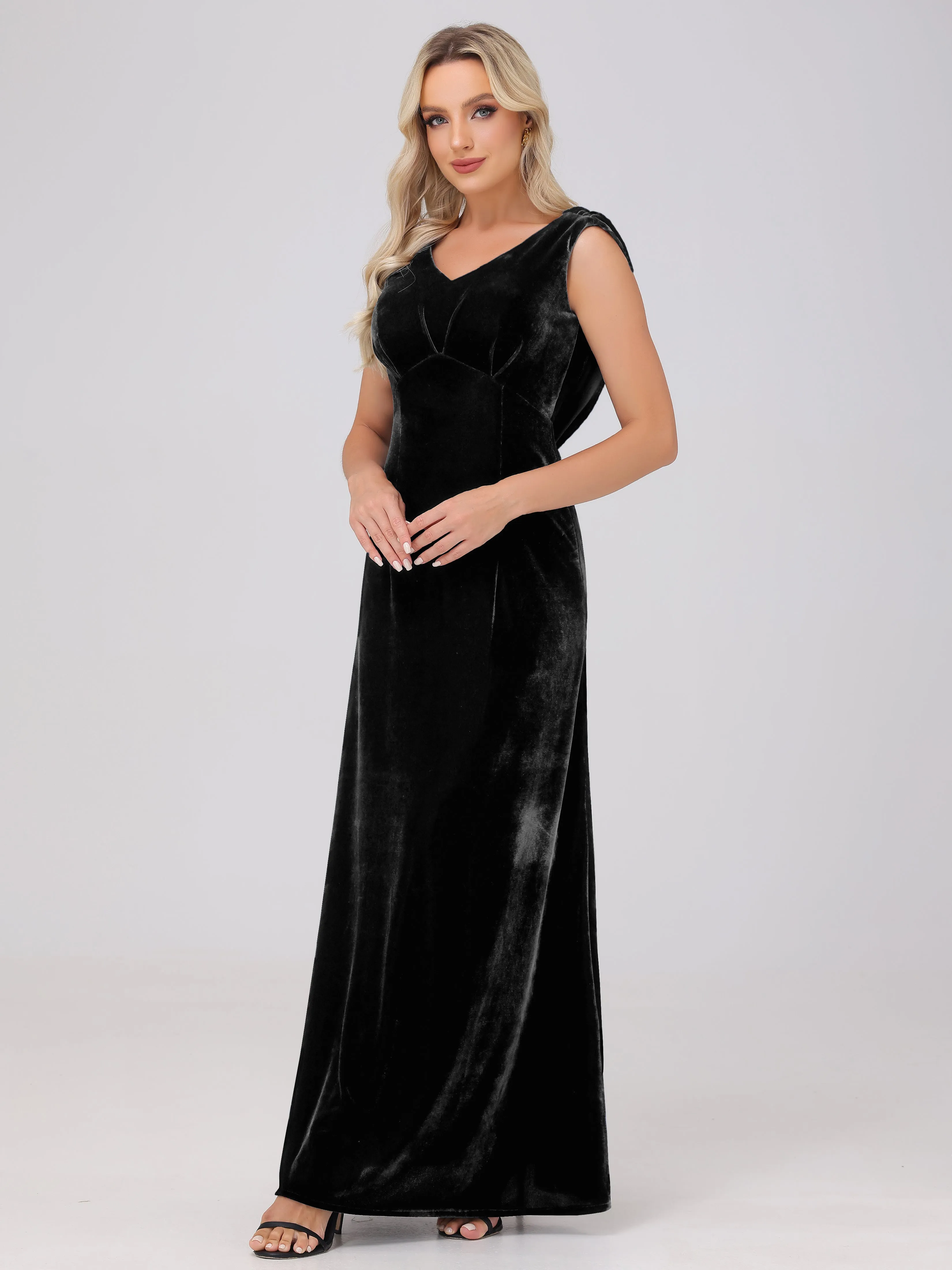 Sheath/Column Straps Pleats Long Velvet Bridesmaid Dresses