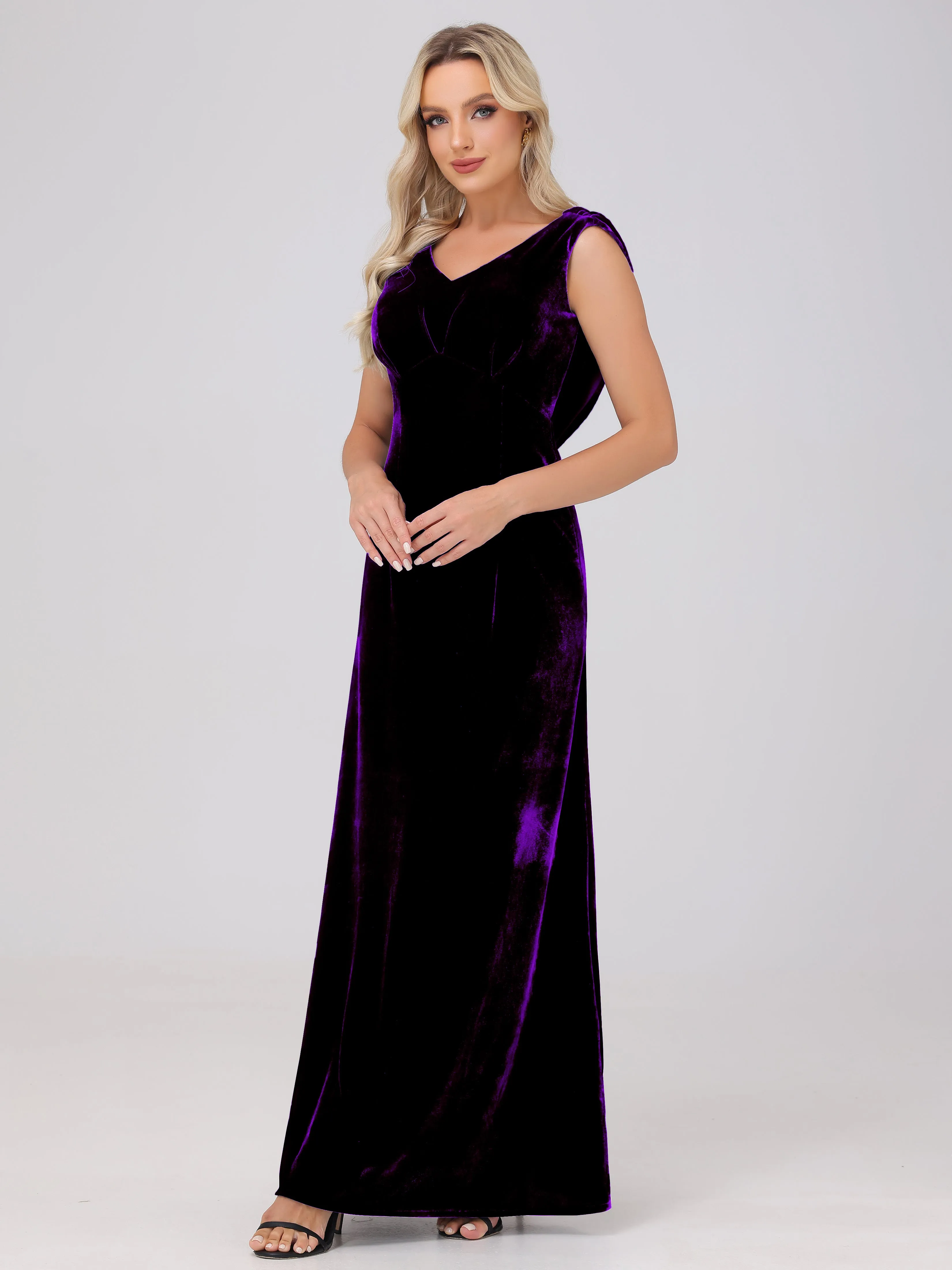 Sheath/Column Straps Pleats Long Velvet Bridesmaid Dresses